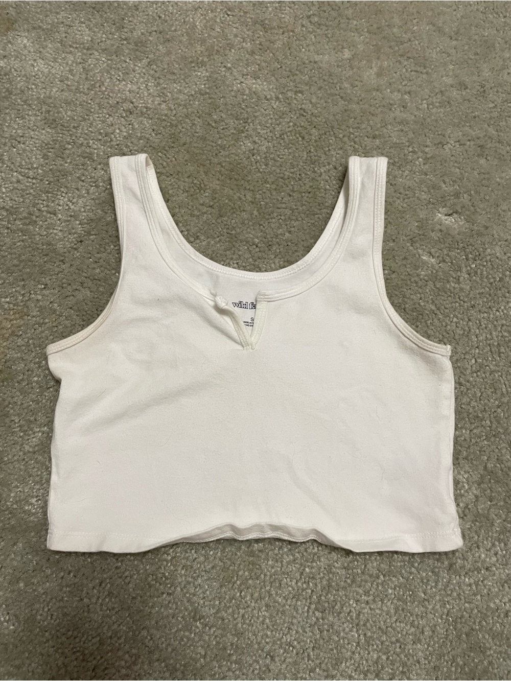 wild fable White V-Notch Cropped   Tank Top